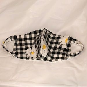 Checker print face mask with flowers 🌻